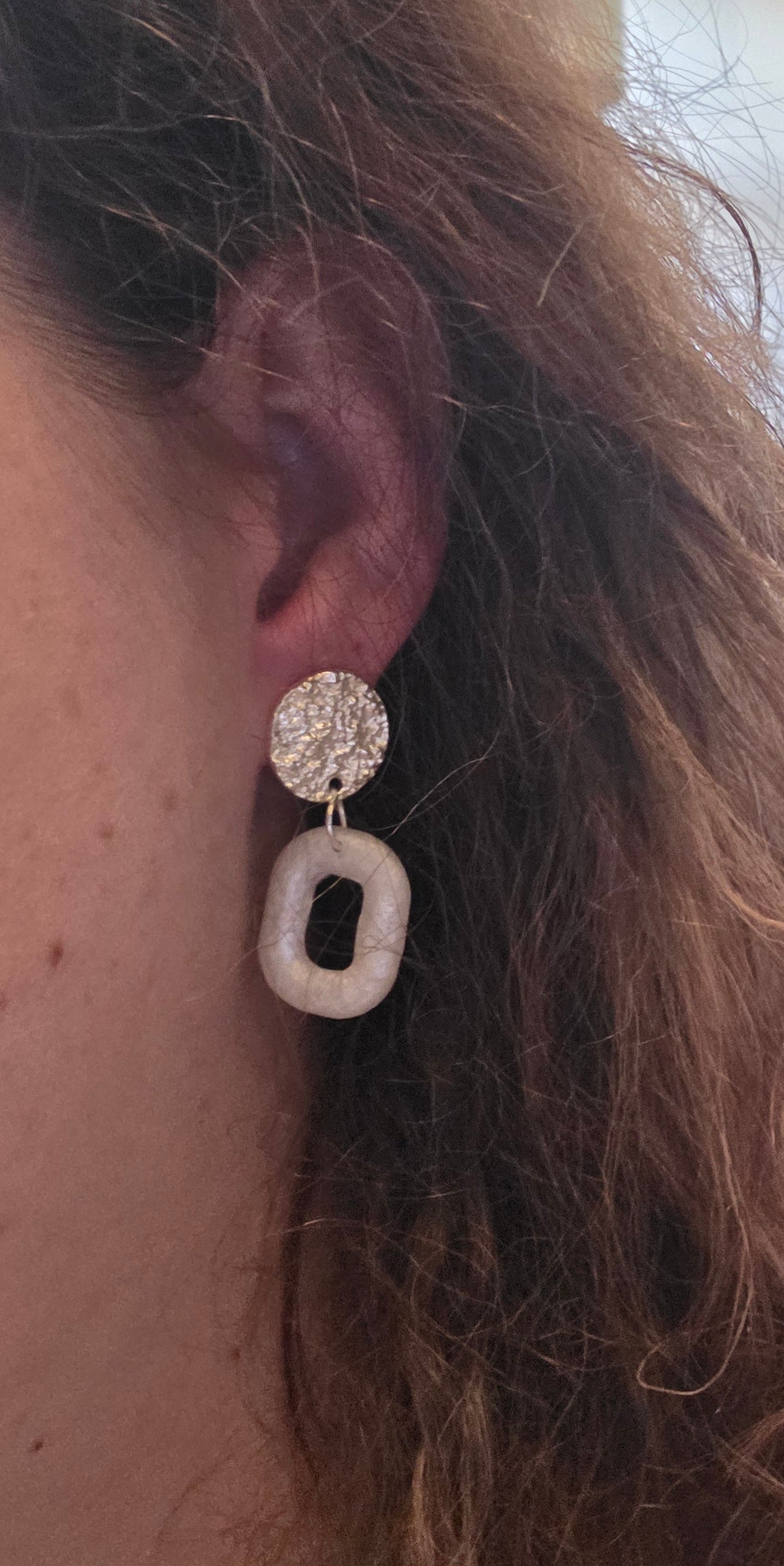 Pampille et bijoux en resine .
