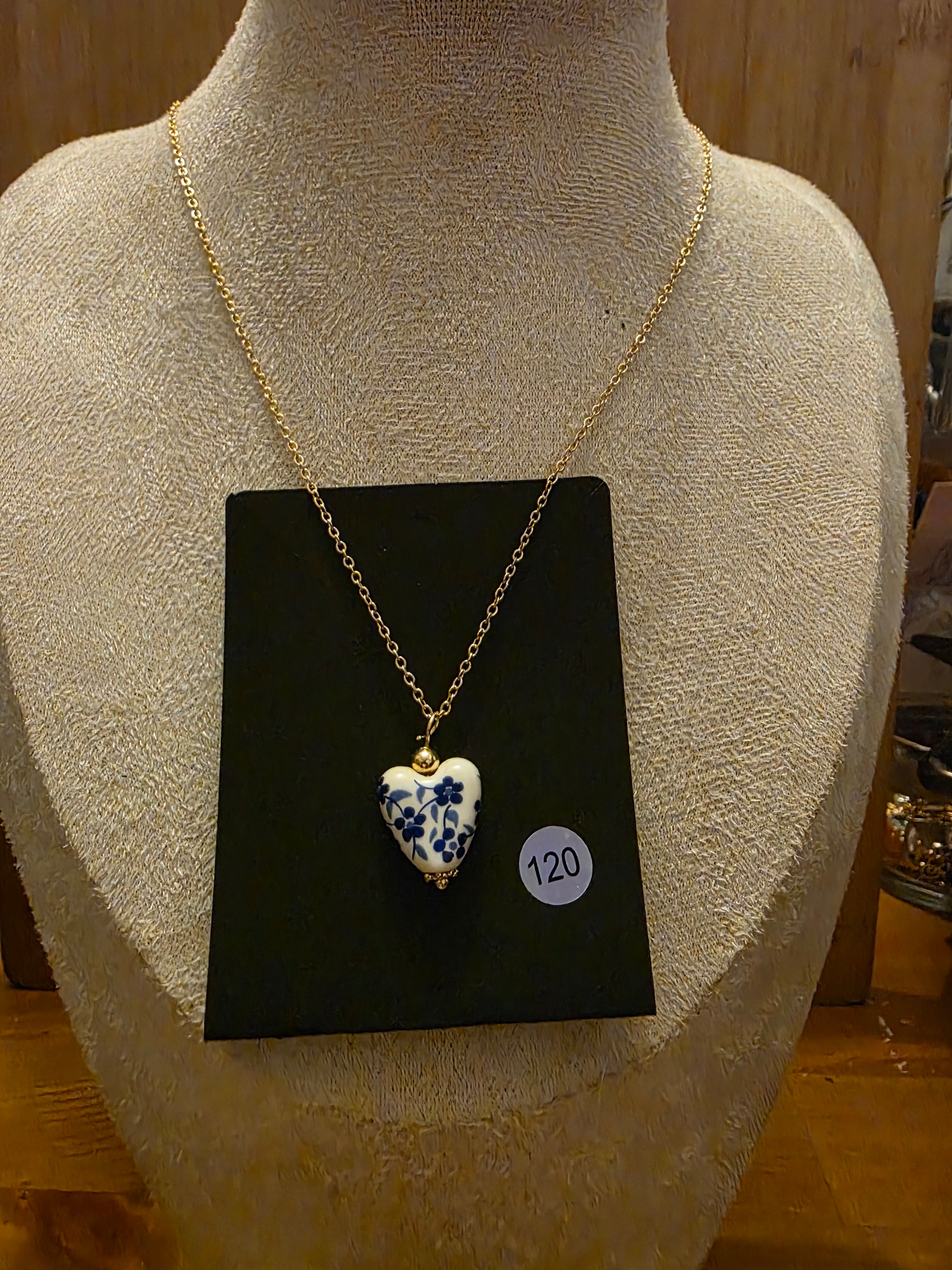 Collier